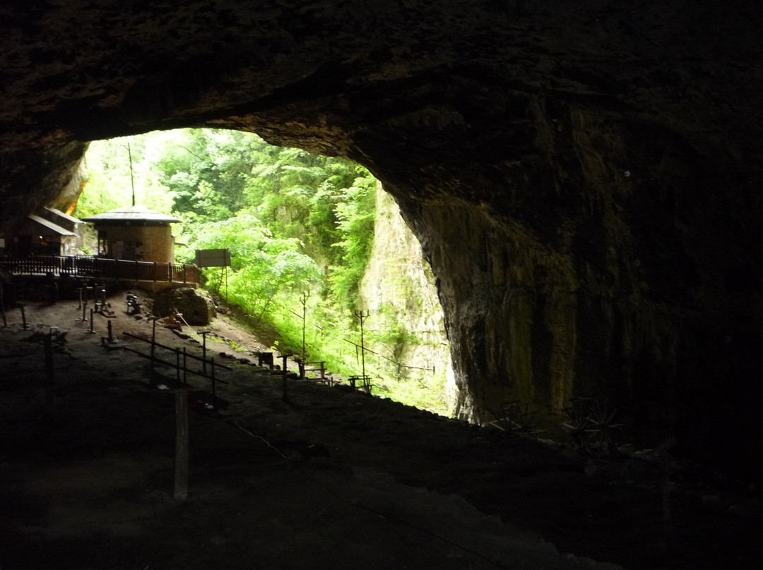 Peak Cavern-Castleton必去景点