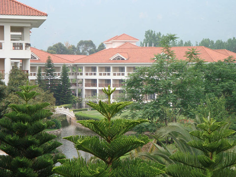 云南滇池温泉花园国际大酒店主图