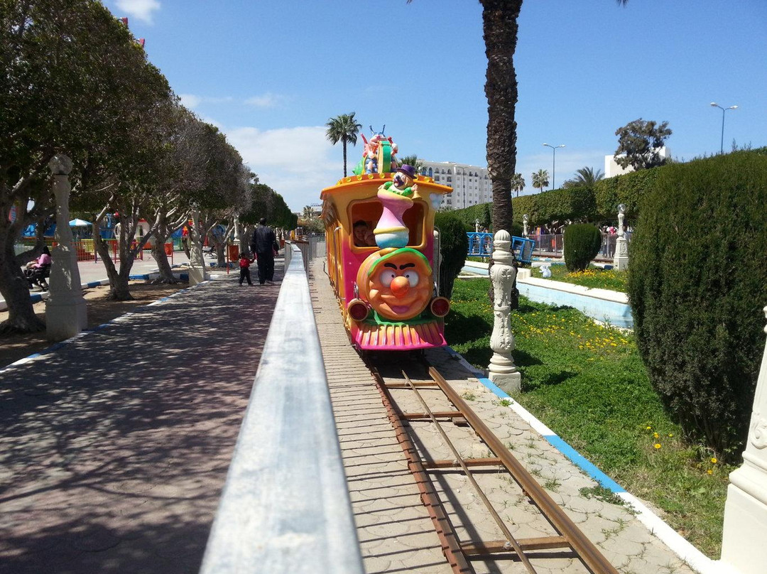 Spring Land-摩纳斯特必去景点