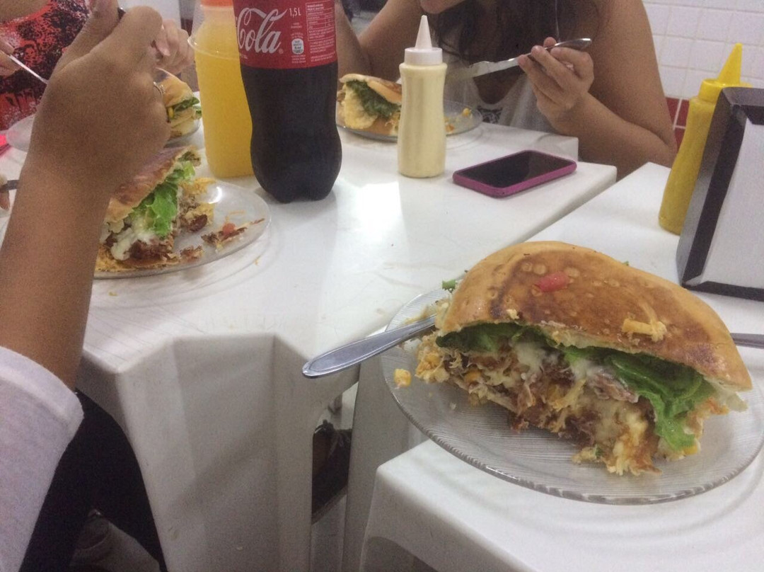 Lanche dos Meninos