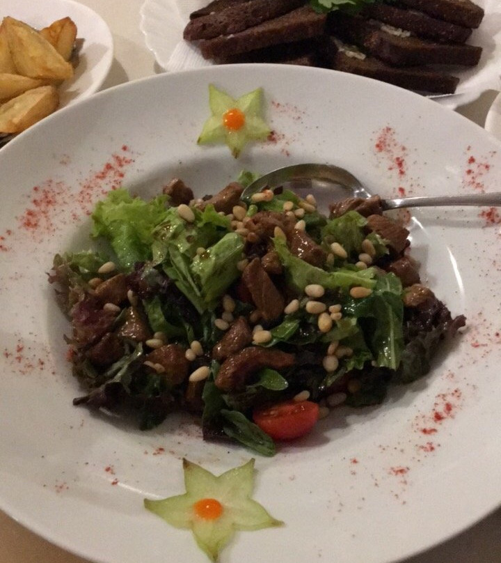 Avangard餐馆和美食-SVS