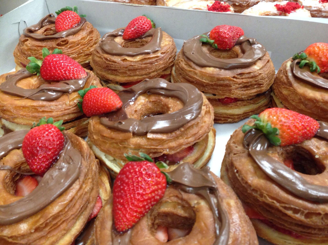 DK's Donuts of Orange