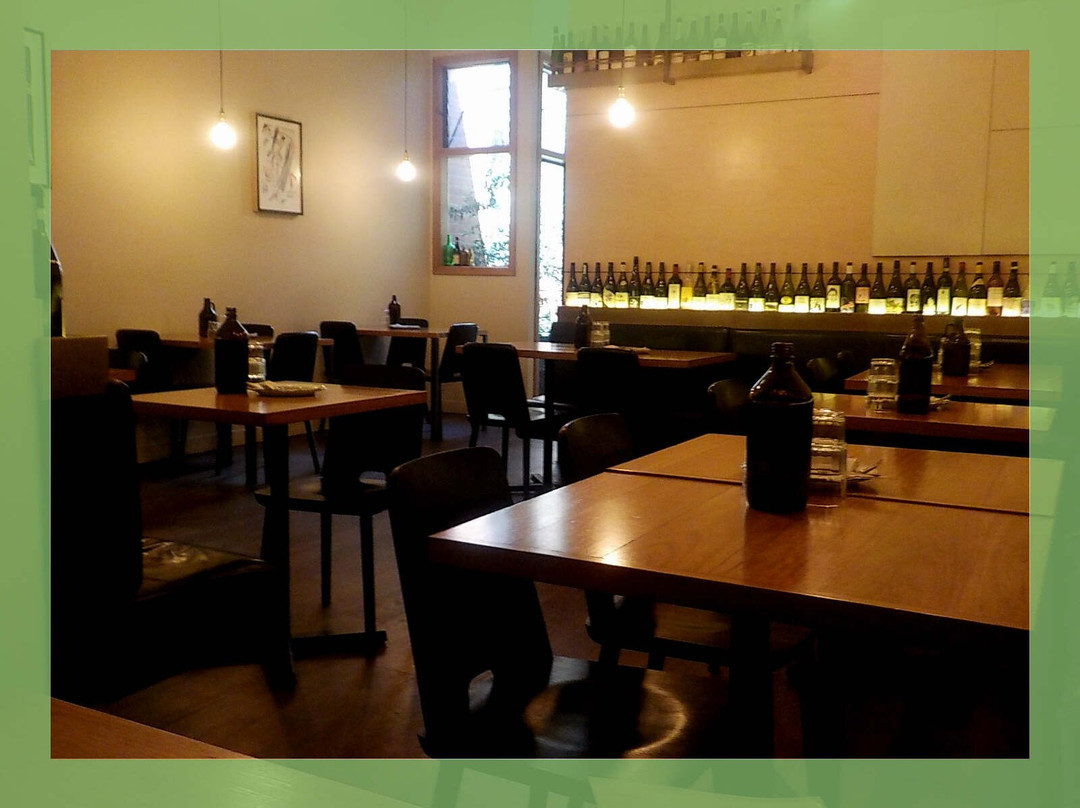 Neighbourhood Pizza Shop