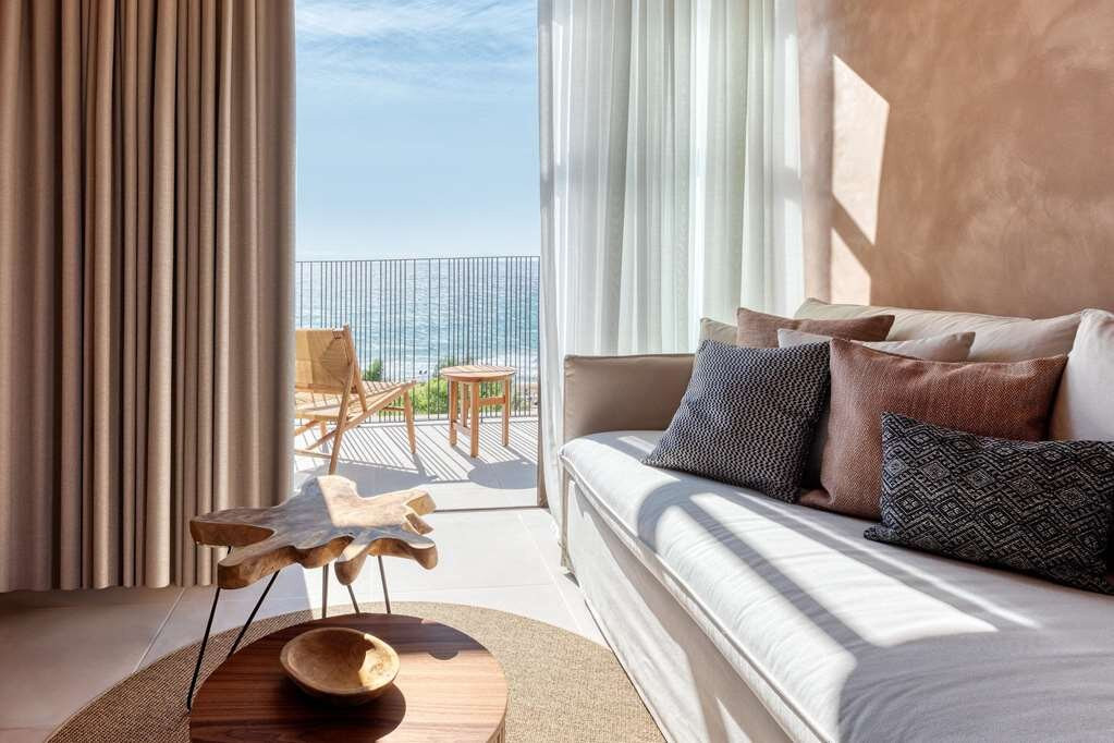 Domes Of Corfu, Autograph Collection主图