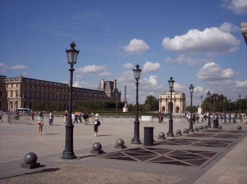 法国卢浮宫卡鲁塞尔厅-巴黎必去景点