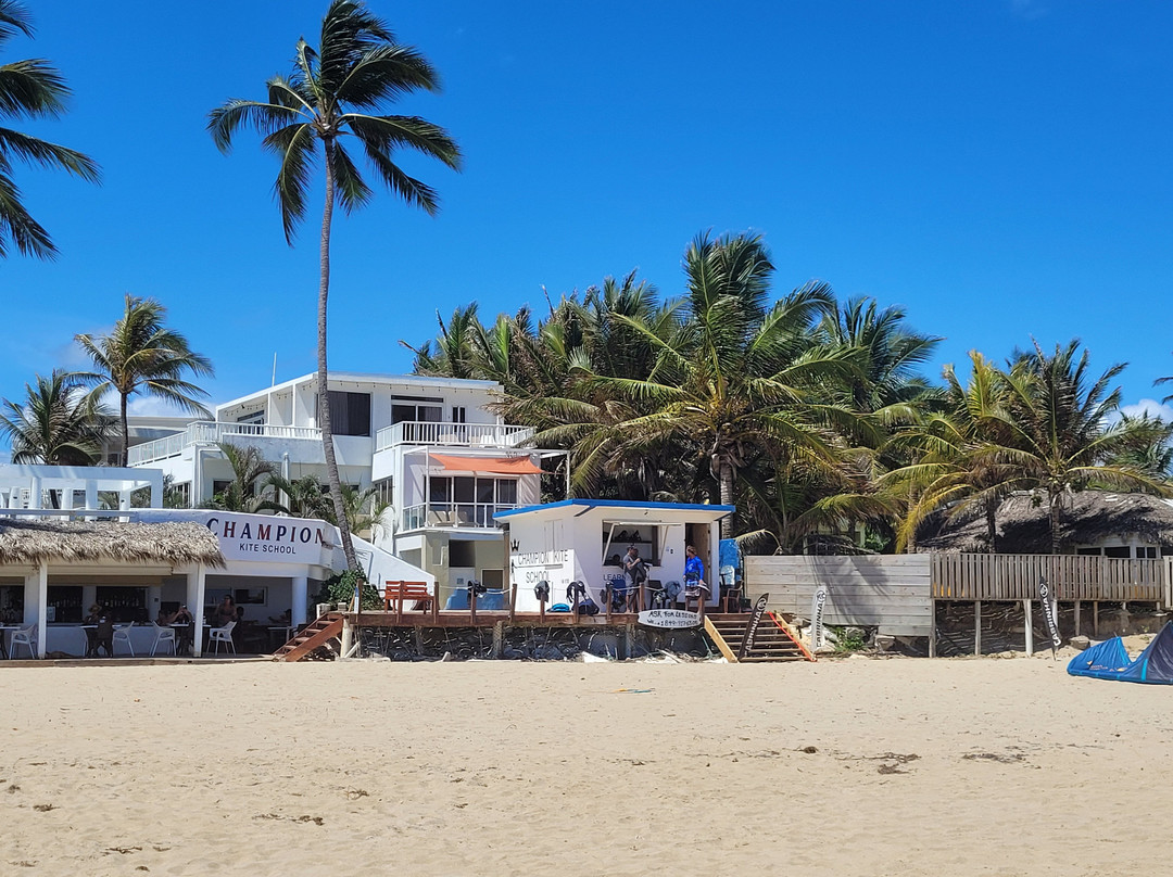 Champion Kiteboarding School-喀巴里特必去景点