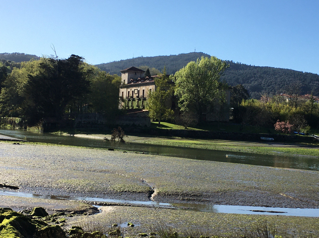 苏比塔酒店主图