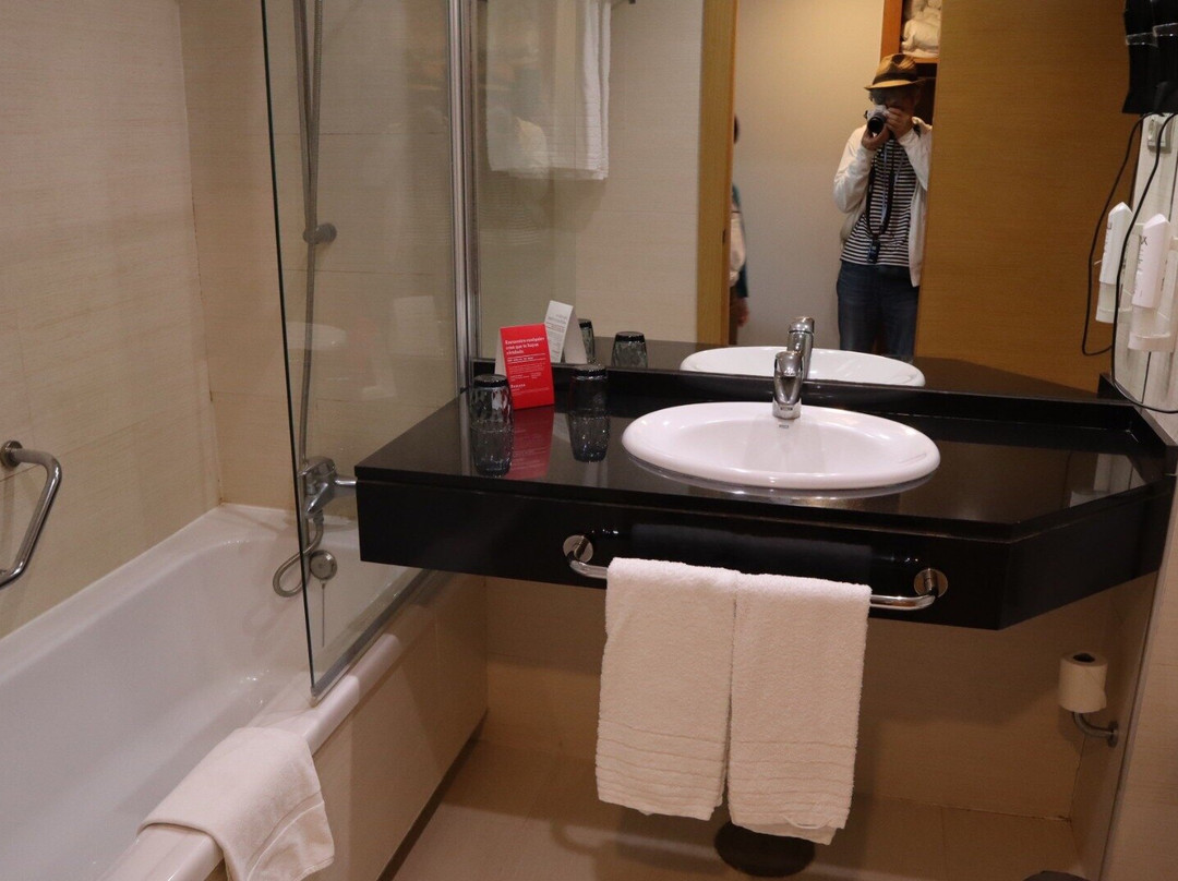 Ramada by Wyndham Valencia Almussafes主图