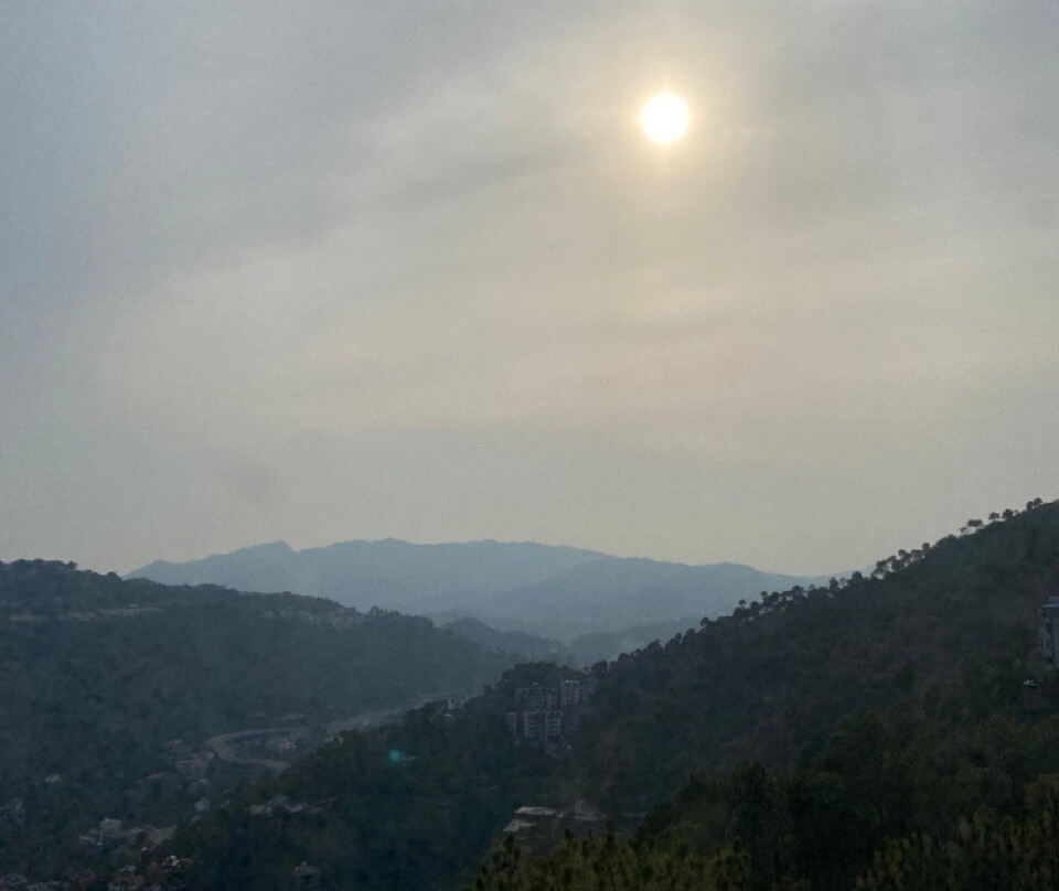 Hotel Barog Heights主图