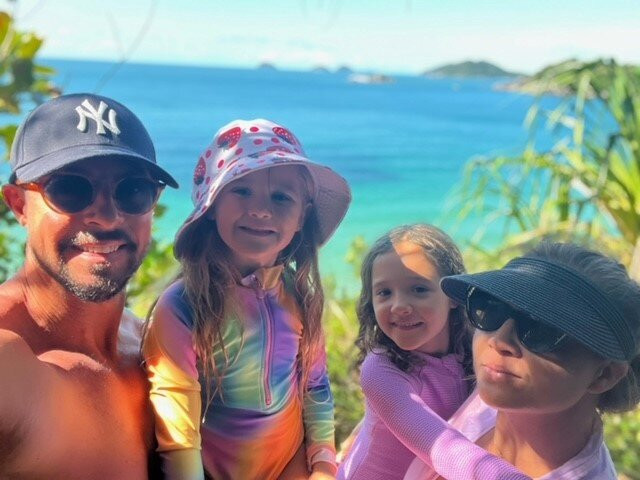 东班达拉岛度假村主图