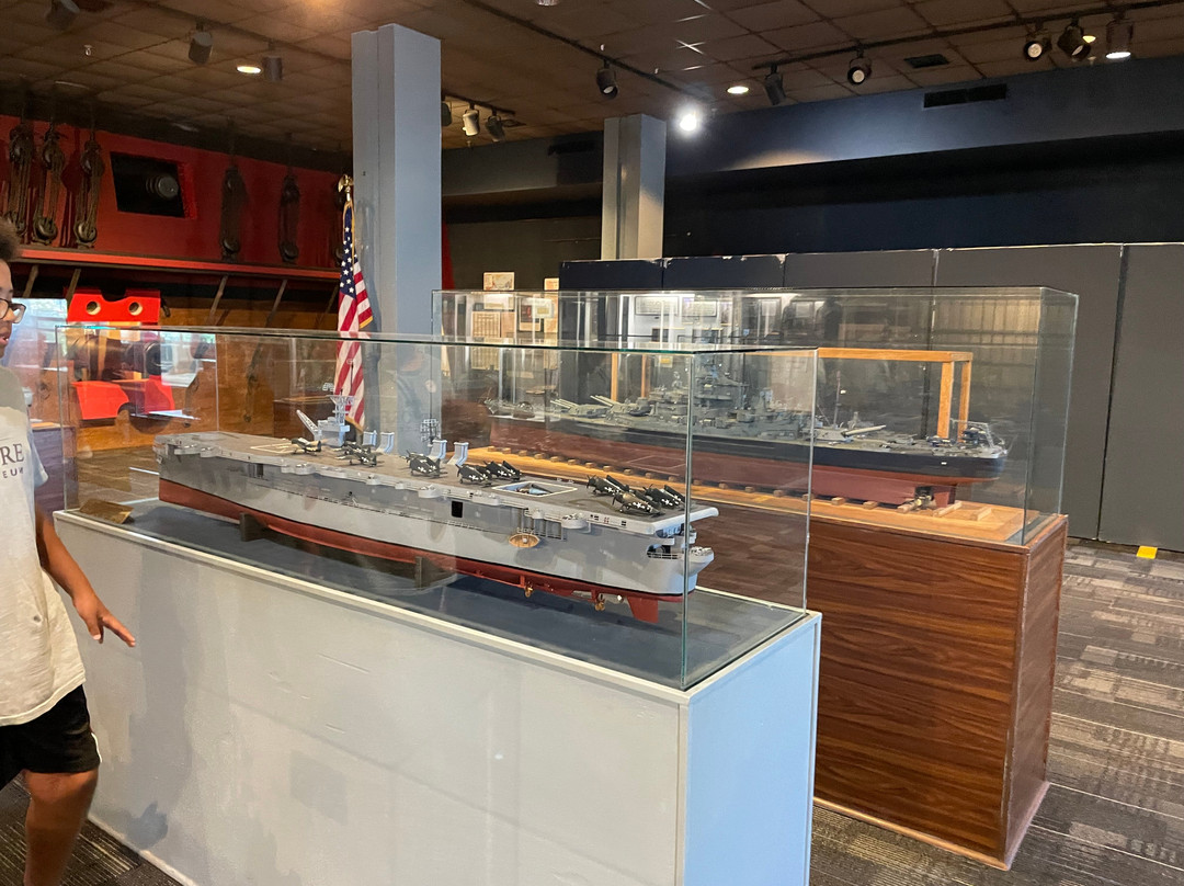 USS Kidd-巴吞鲁日必去景点