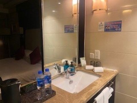 杭州富邦国际大酒店（临平地铁站银泰城店）-客卧