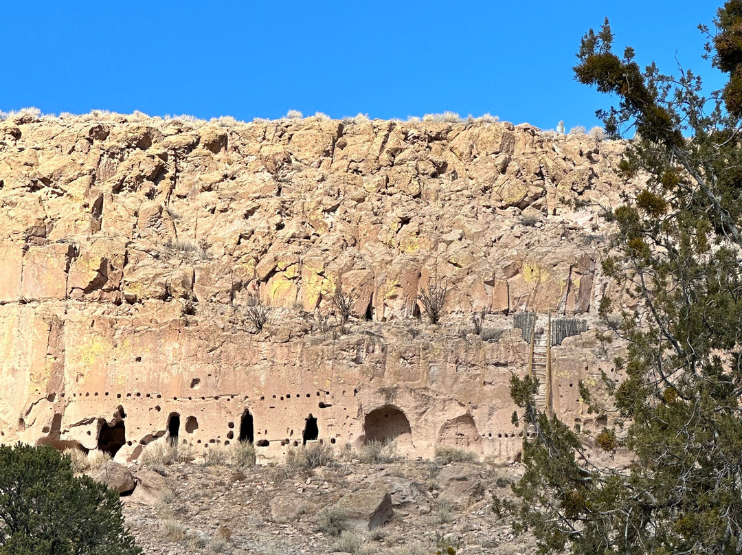 Puye Cliff Dwellings景点图片