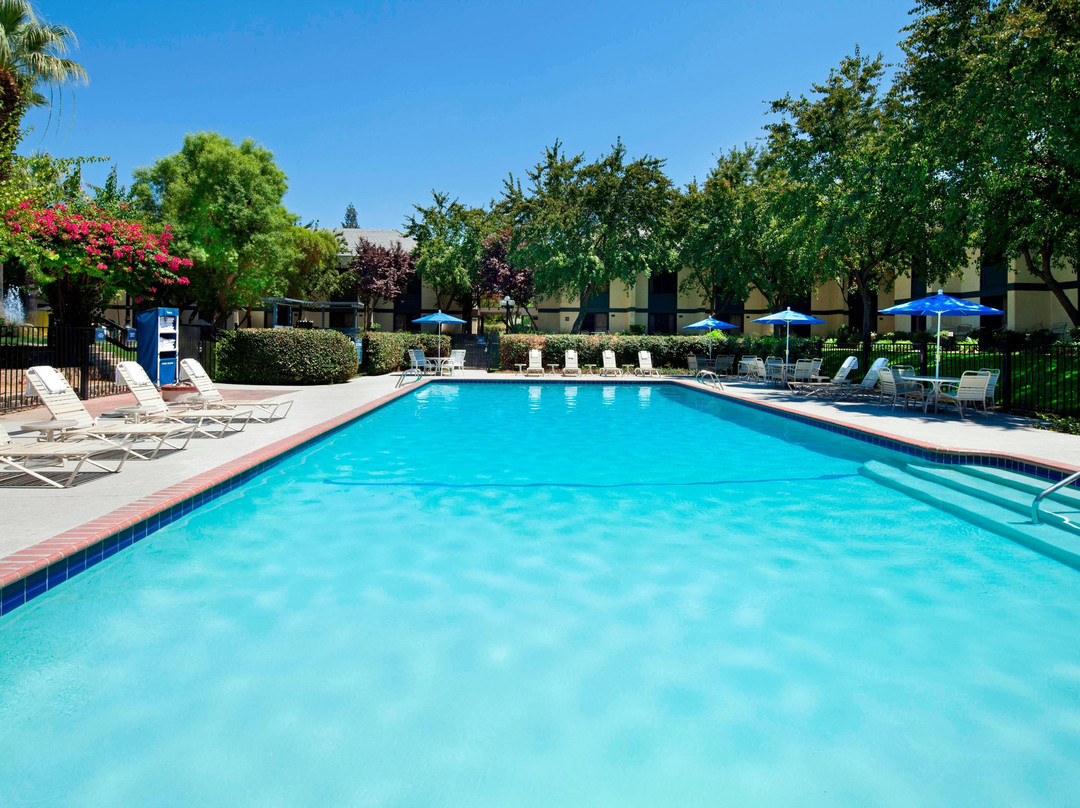 Four Points By Sheraton Bakersfield