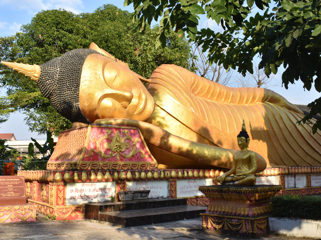 Vat that Khao-万象必去景点