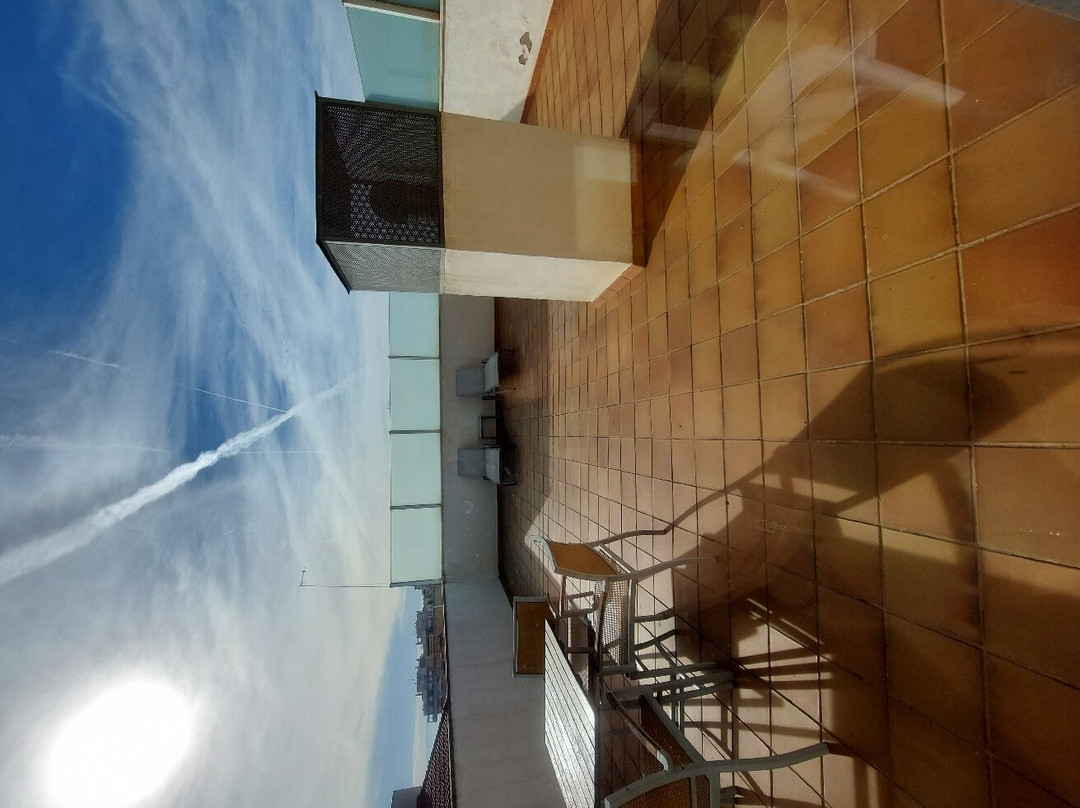 H2格拉纳达酒店主图