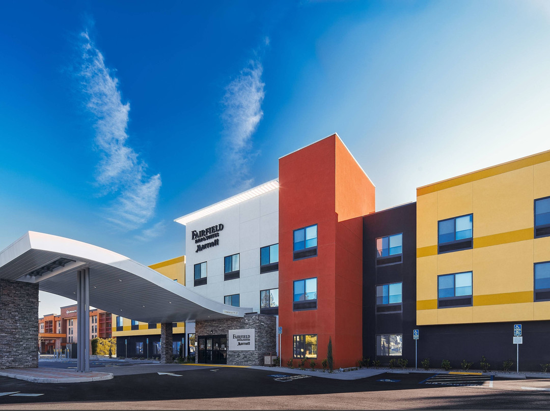 Fairfield Inn & Suites Fresno Yosemite International Airport