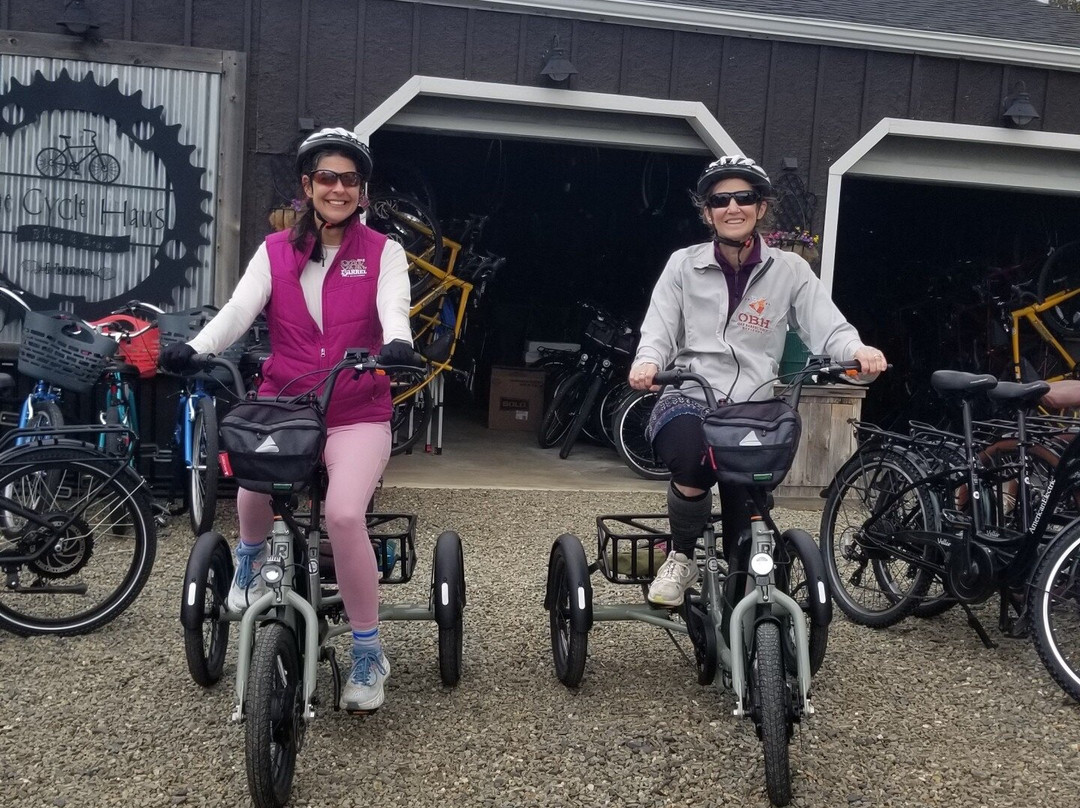 The Cycle Haus Bikes and Brews景点图片