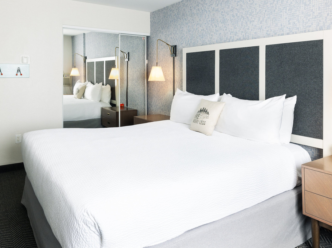 Gravity Haus Steamboat主图