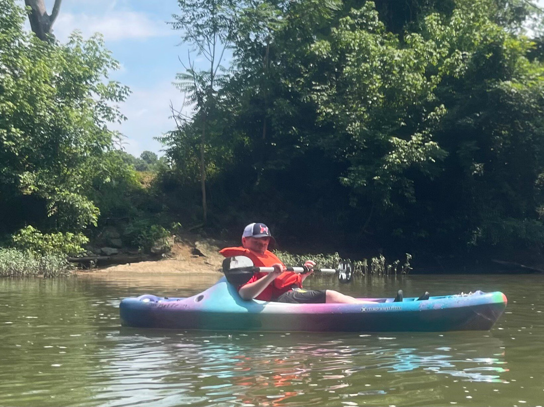 Foggy Bottom Canoe景点图片