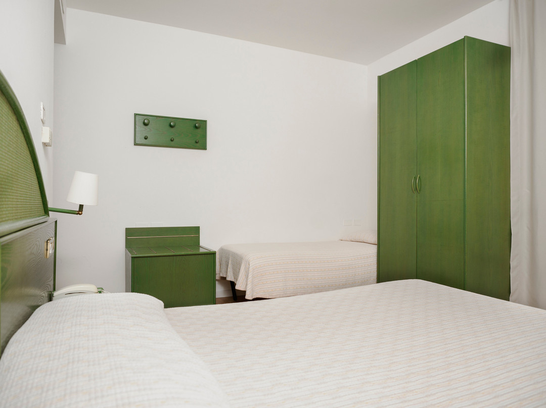 阿尔塔米拉酒店主图