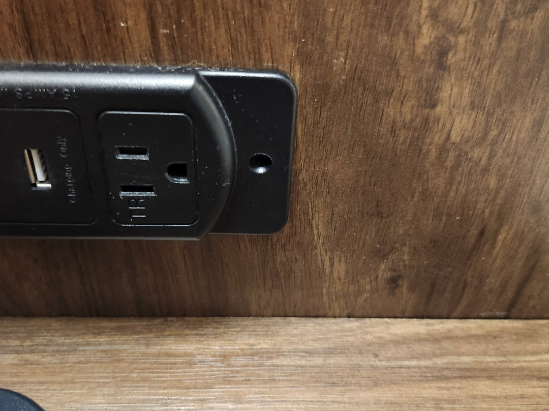 La Quinta Inn & Suites by Wyndham Milwaukee SW New Berlin主图