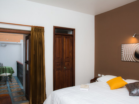 厄瓜宝藏历史中心酒店主图