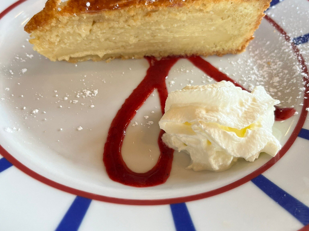 池哈尔酒店主图