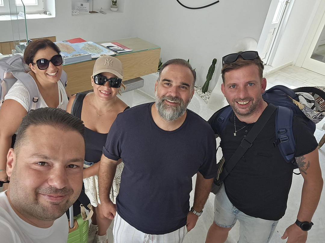 加里尼酒店主图