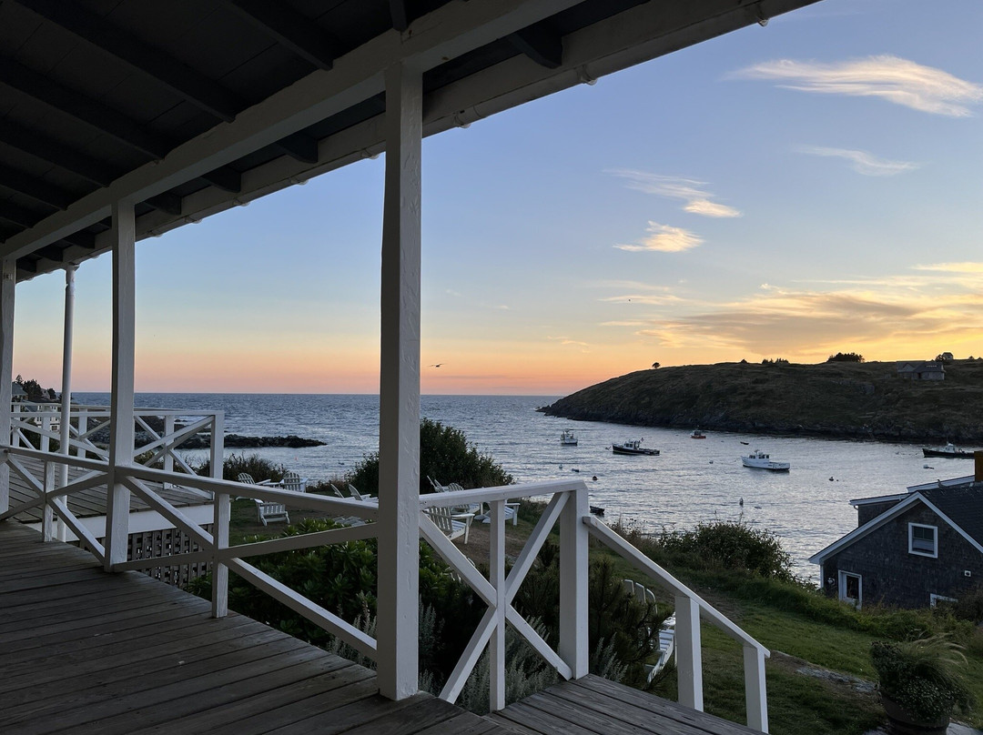 The Island Inn主图