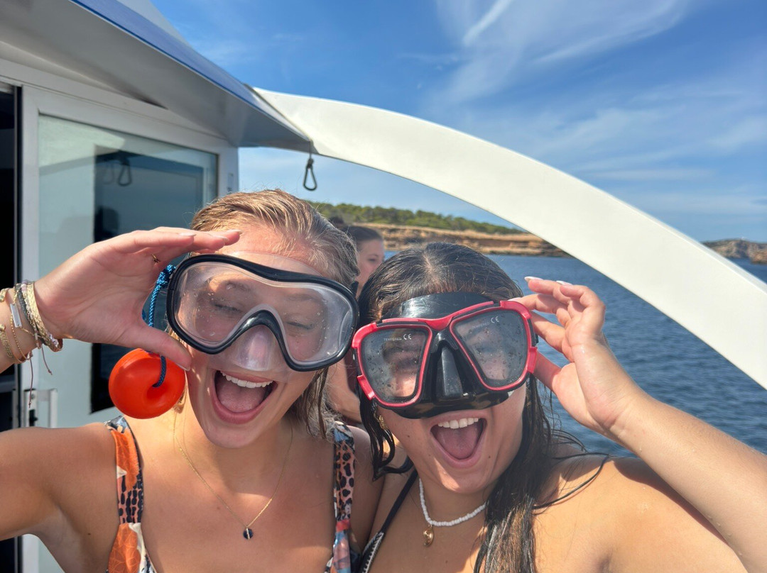 Utopia Ibiza Boat Hire-圣安东尼德波特曼尼必去景点