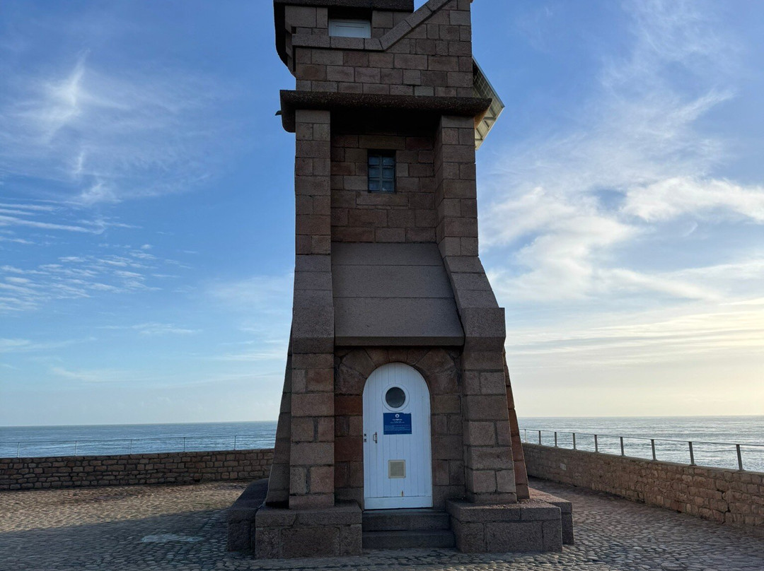 Le Phare du Paon景点图片