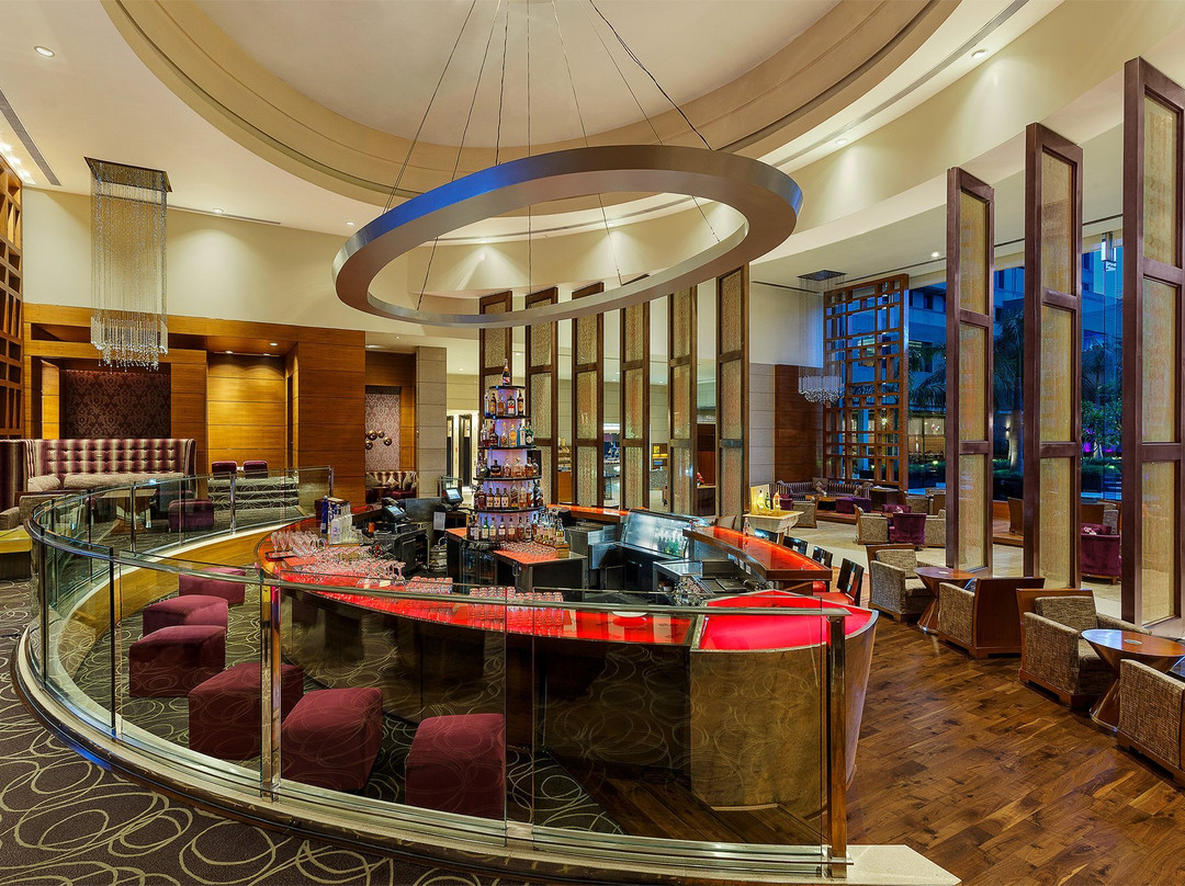 古尔冈皇冠假日酒店主图