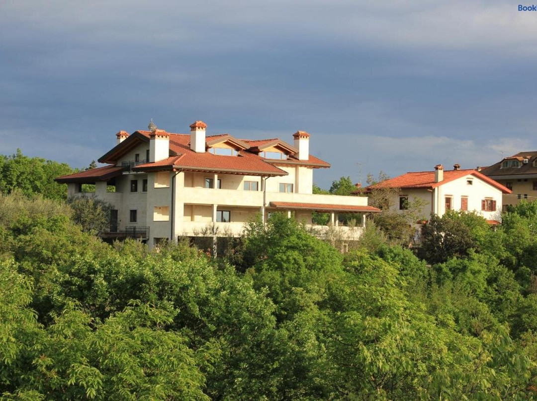 Residence Oliveto Mare Carso