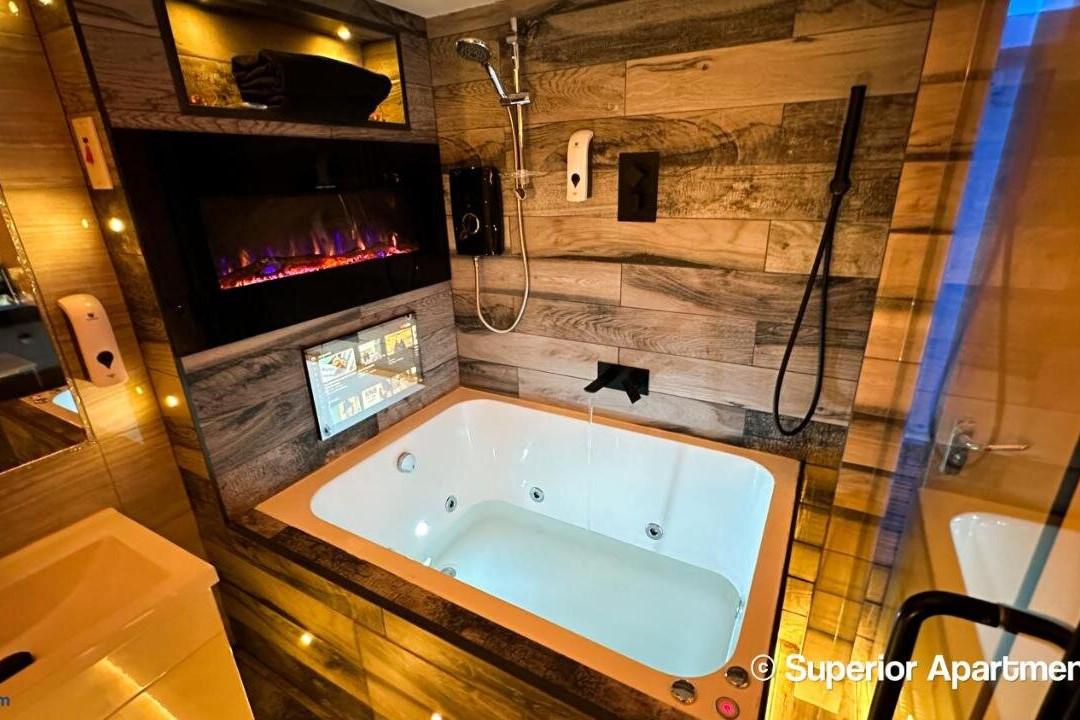 Serenity Apartments Bradford主图