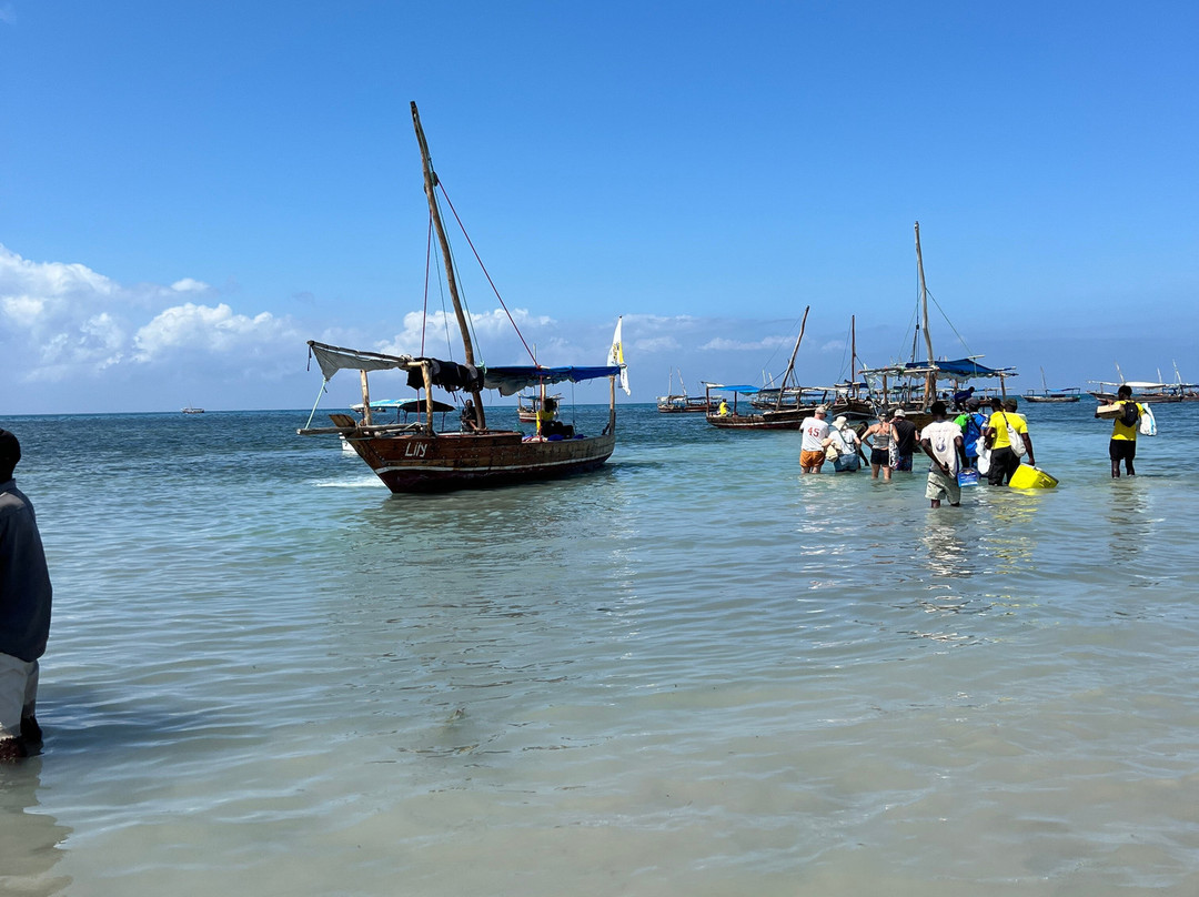 Uwesu Zanzibar Tours景点图片