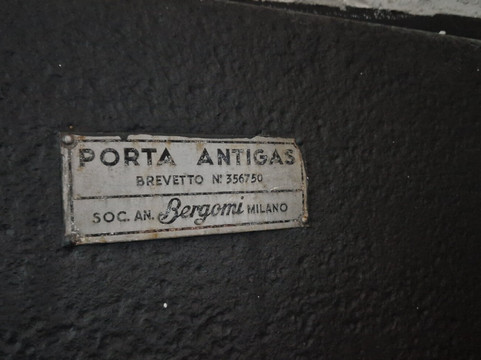 Bunker di Mussolini a Villa Torlonia-罗马必去景点