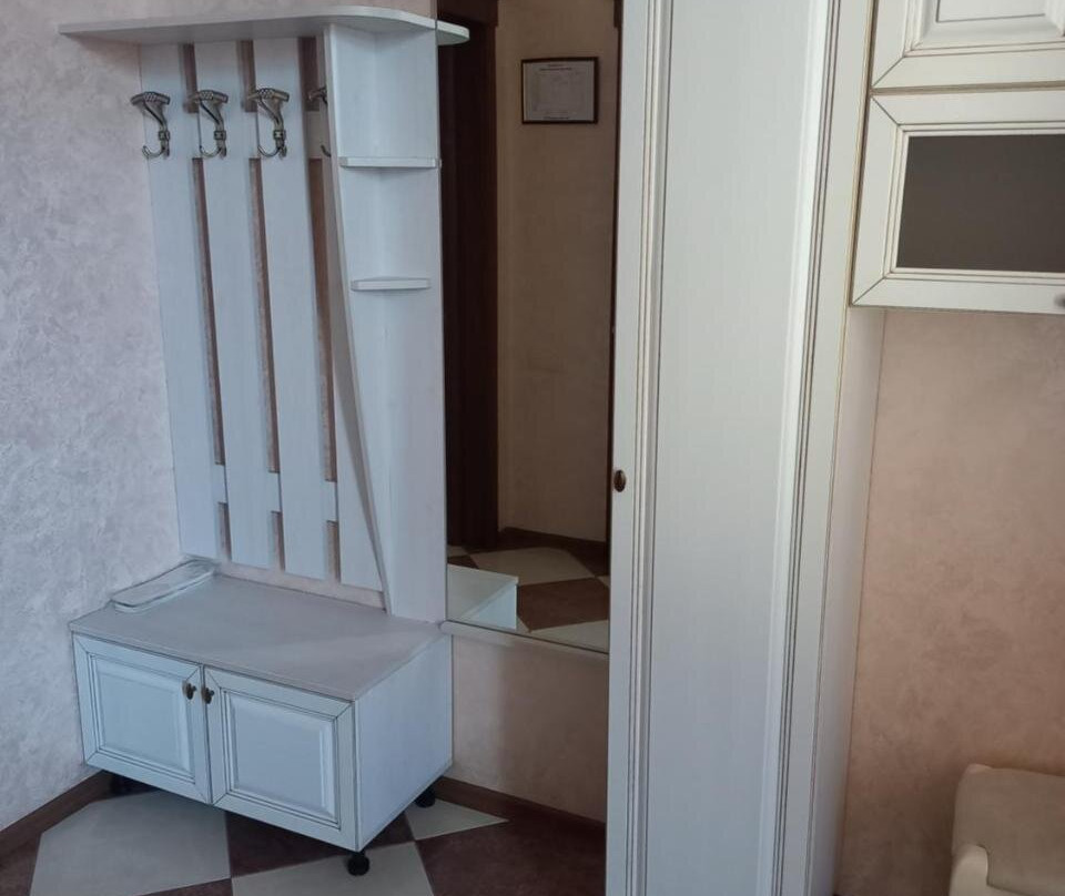 Gostinyi Dvor Nadezhda