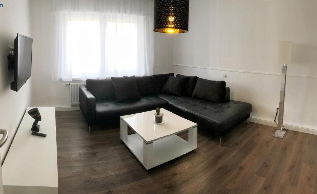 Hugo18 Boardinghouse