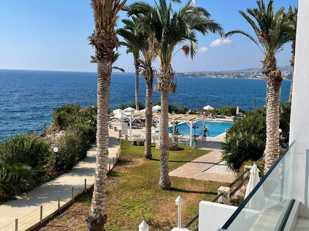 Vrachia Beach Hotel & Suites主图