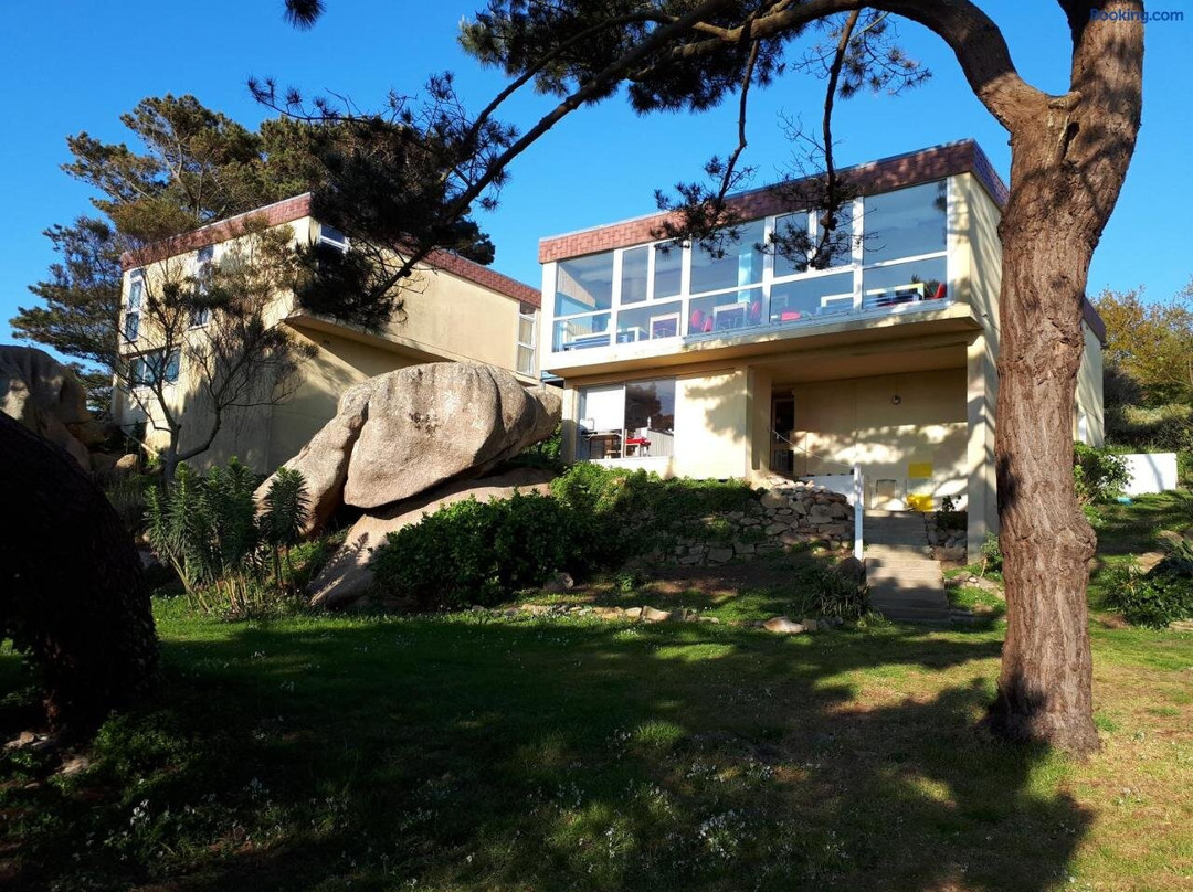 Auberge Granit Rose - Hébergement partagé Pour Tous en Auberge de Jeunesse - Vue Sur Mer