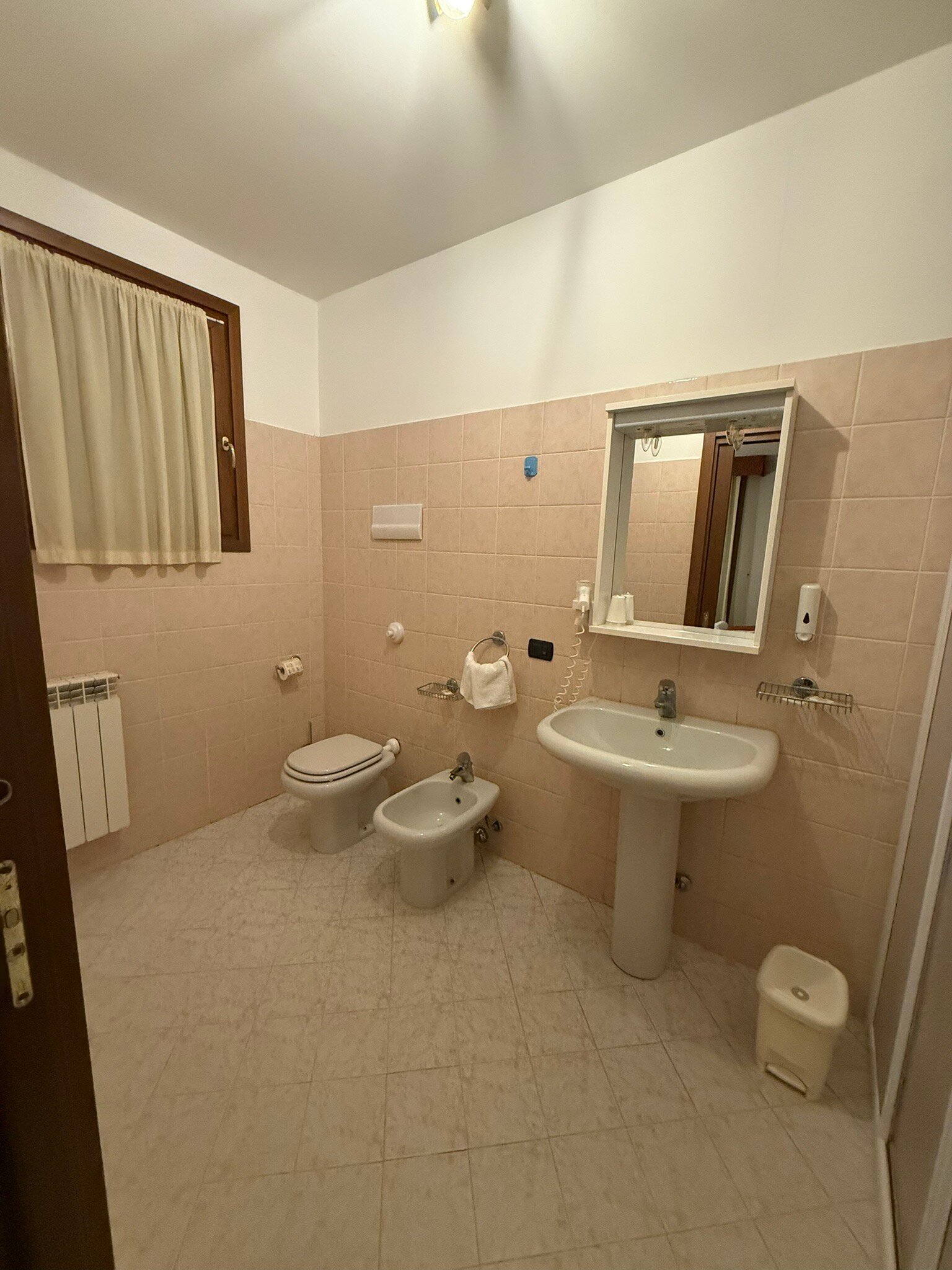 Albergo La Piana-官方