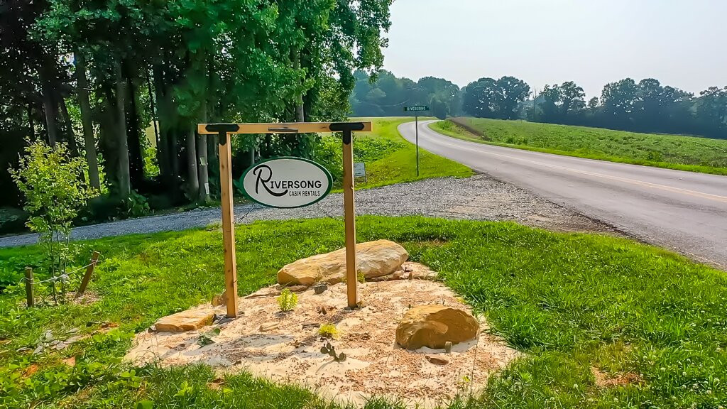 Riversong Cabin Rentals