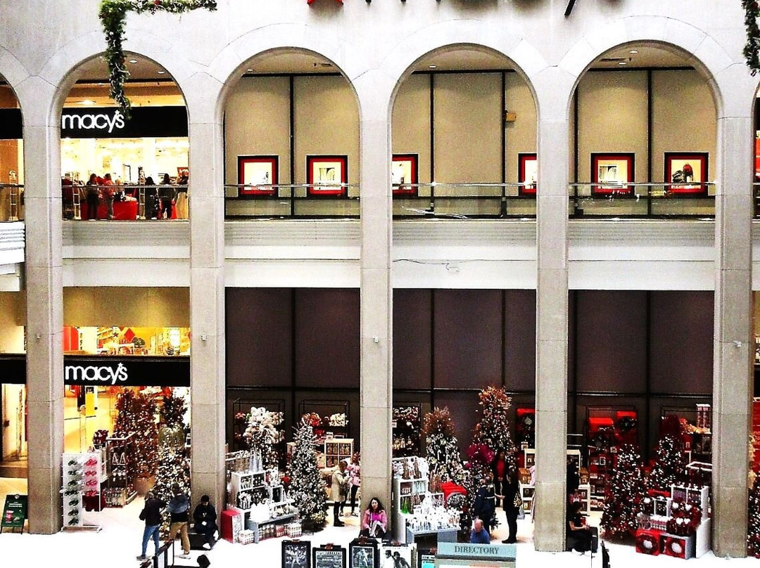 Macy's-绍姆堡必去景点