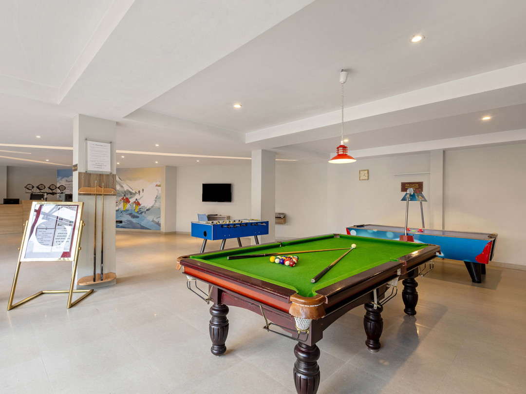 Sterling Manali主图