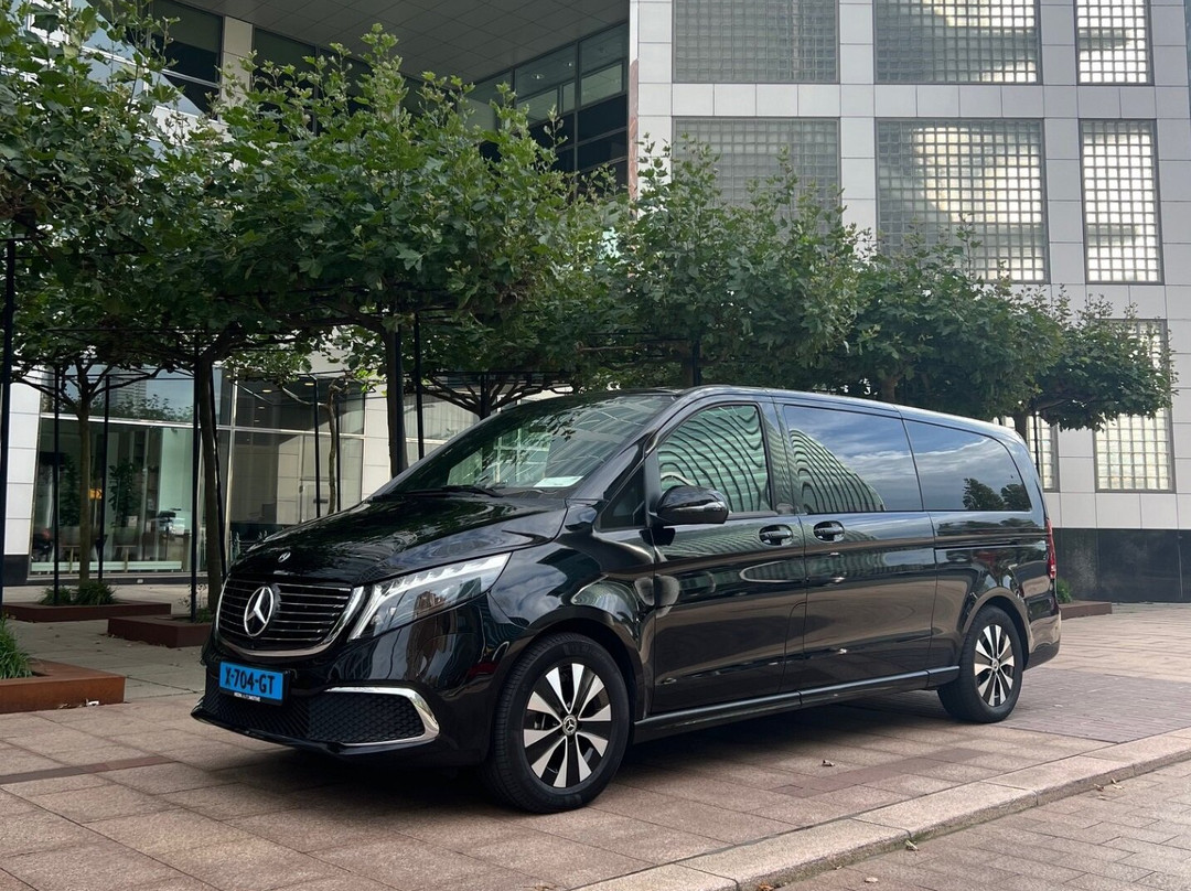Amsterdam Transfer Services景点图片