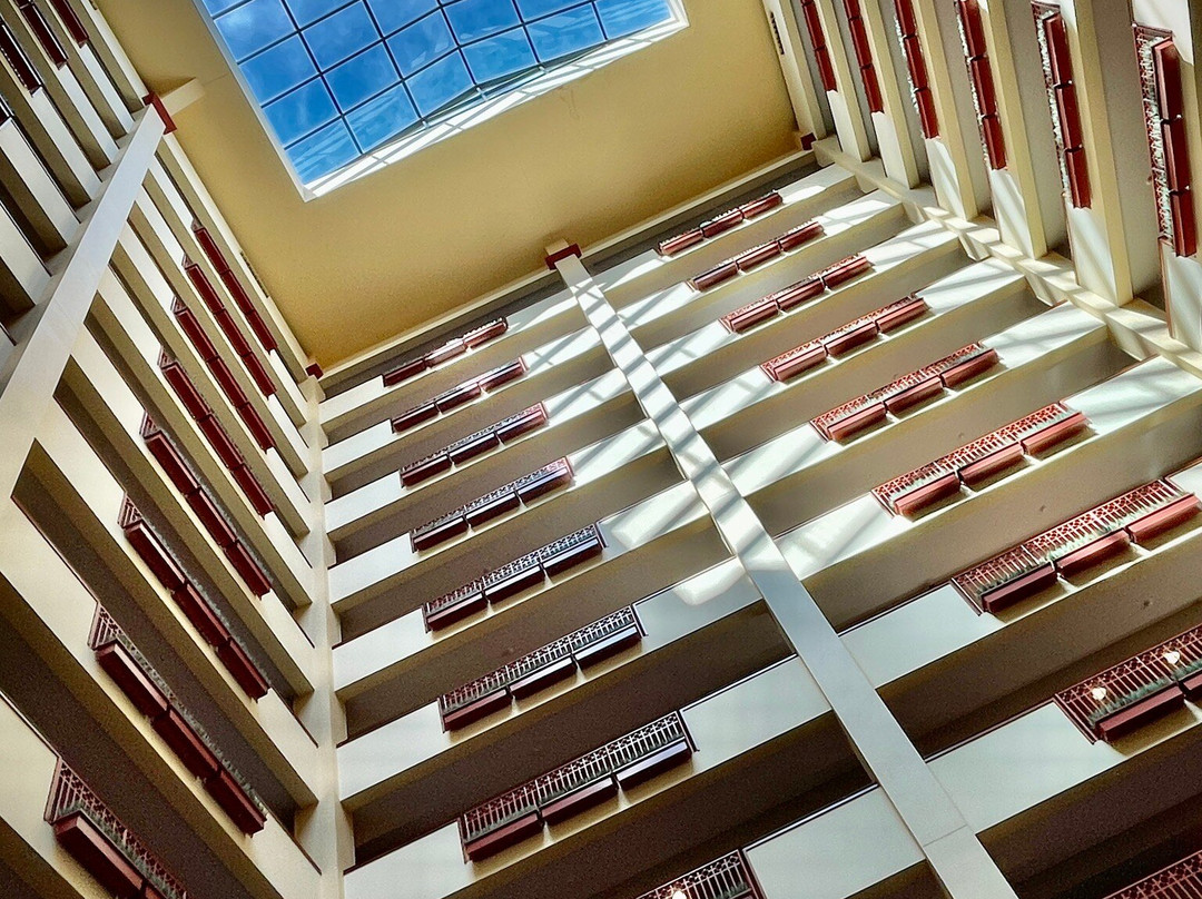 Embassy Suites by Hilton St. Louis St. Charles主图