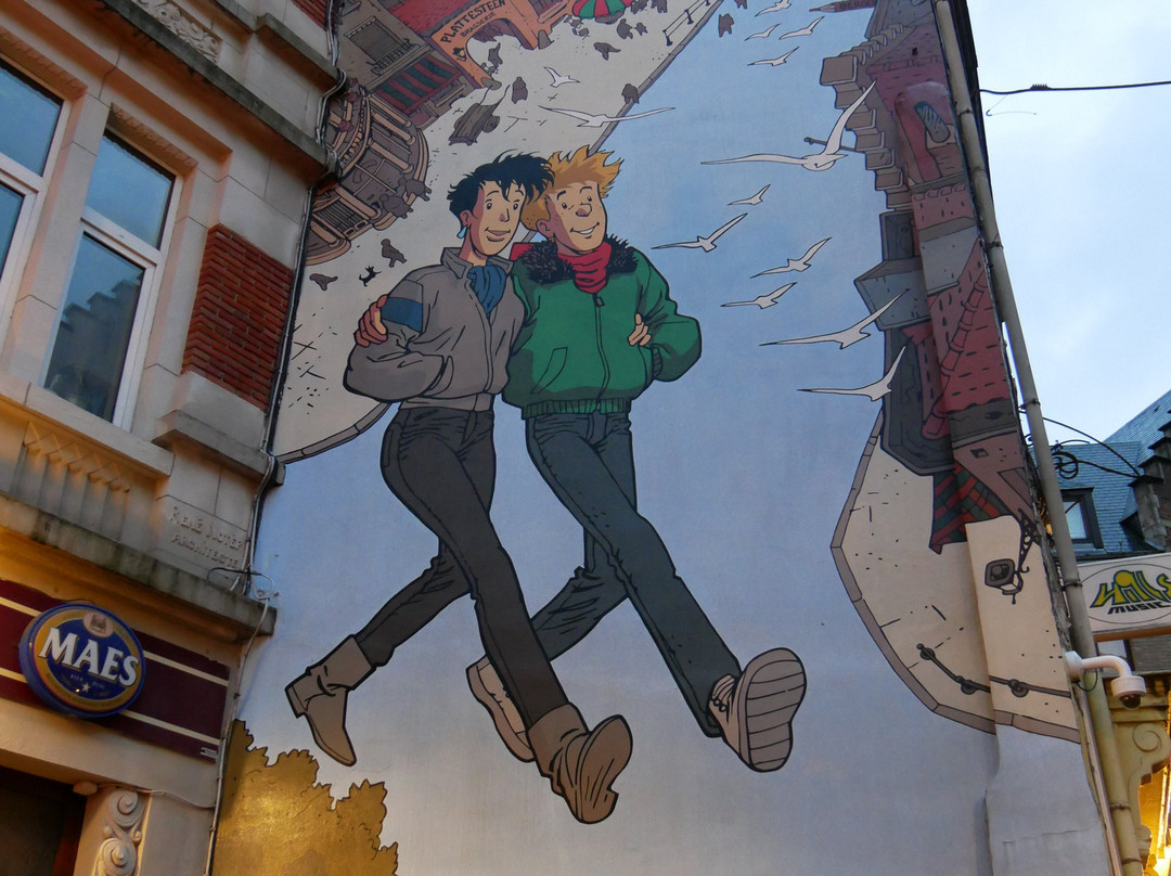 Tintin Mural Painting-布鲁塞尔必去景点