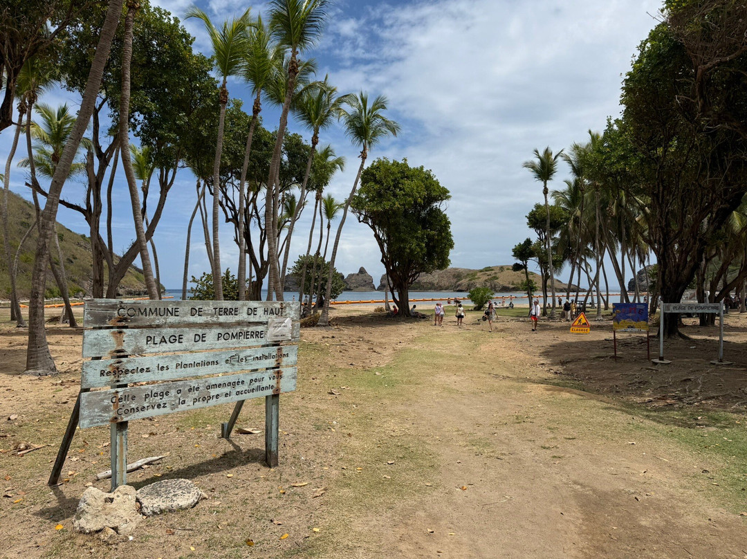 Plage de Pompierre景点图片
