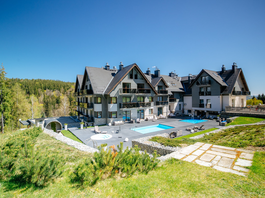 斯克拉斯卡波伦巴酒店住宿-Czarny Kamien Resort & SPA